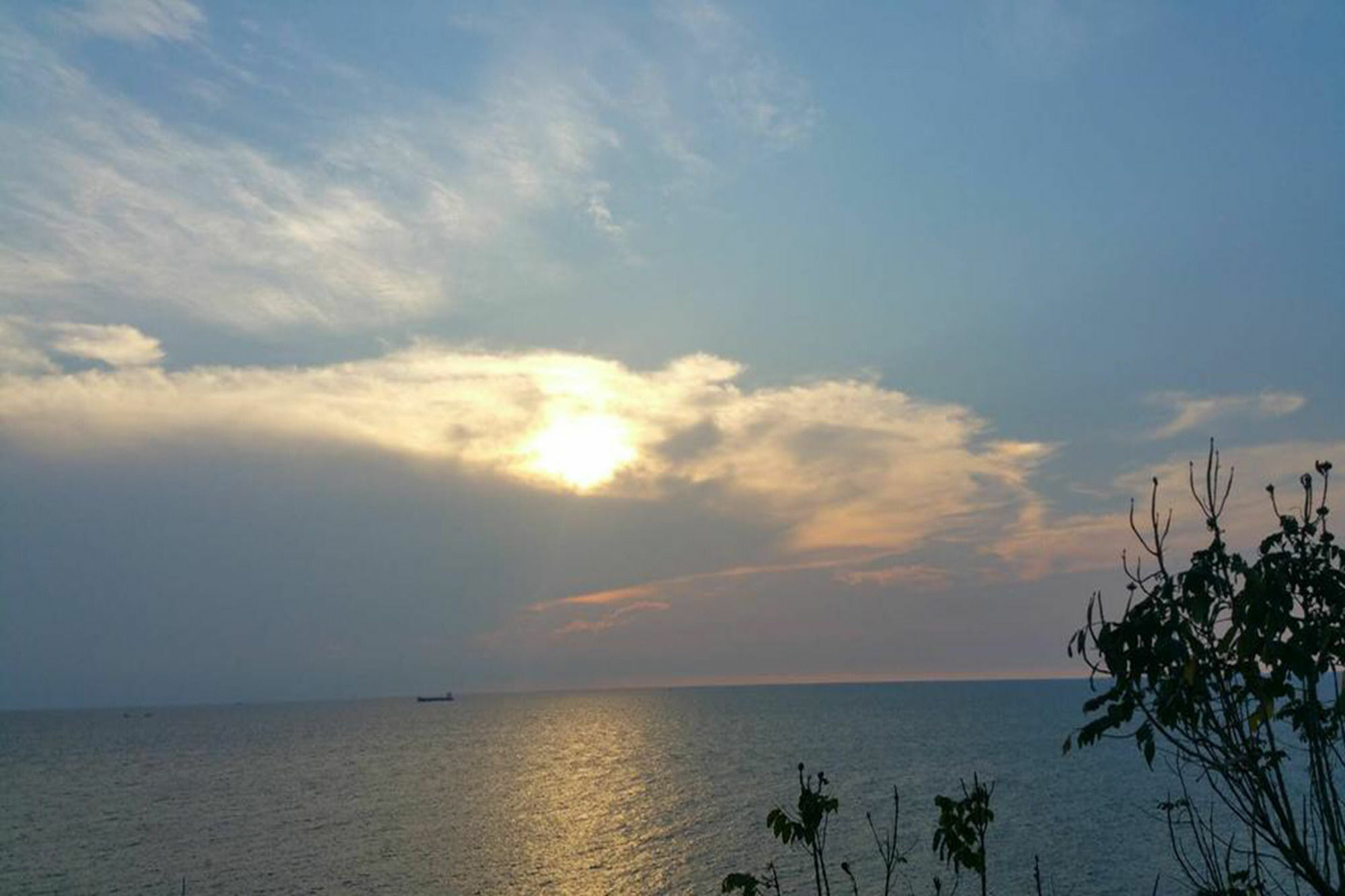 Ocean View Resort - Koh Sichang Zewnętrze zdjęcie