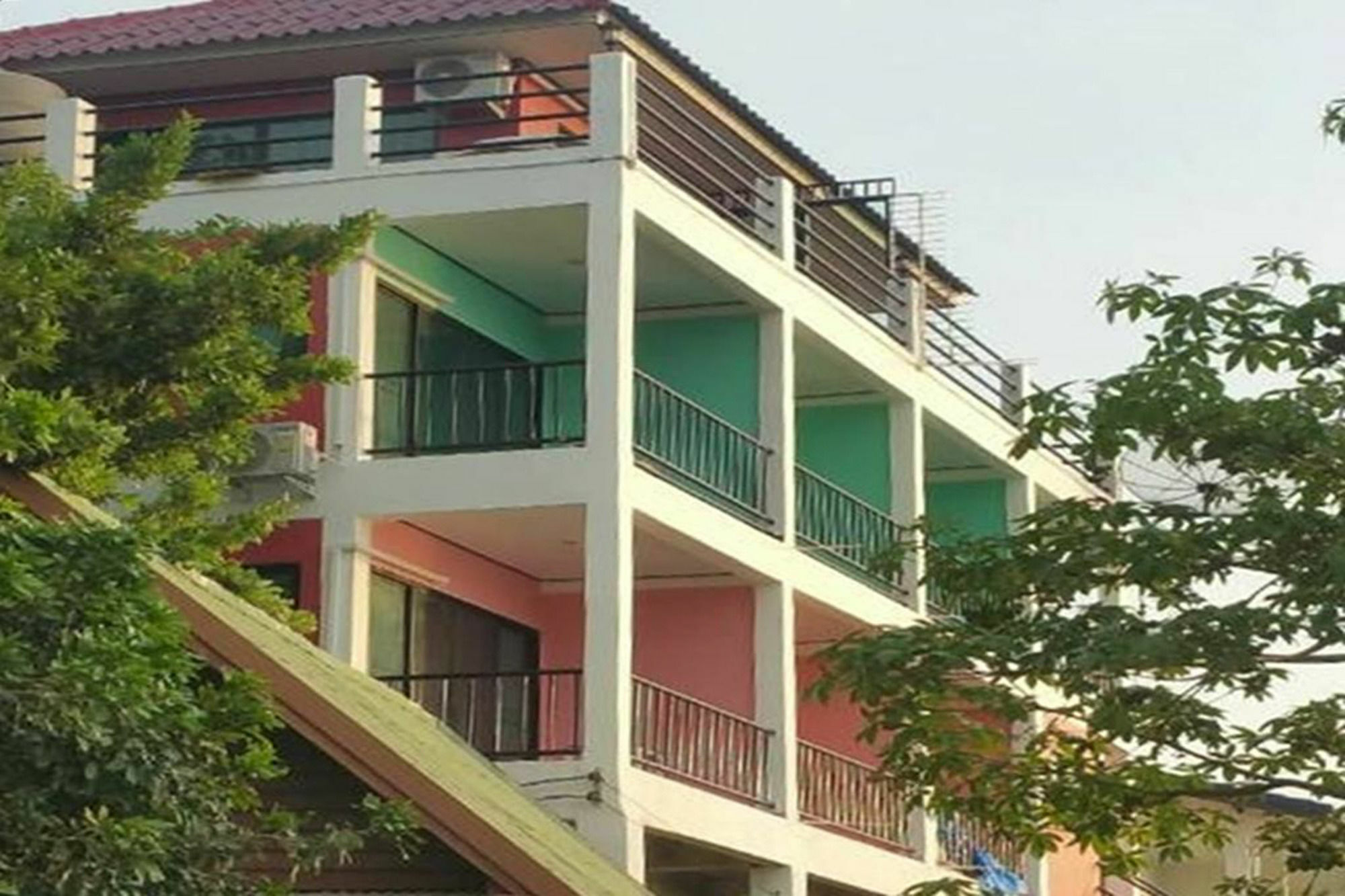 Ocean View Resort - Koh Sichang Zewnętrze zdjęcie